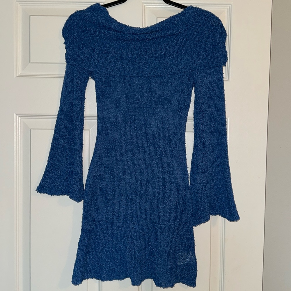 Meshki - Off Shoulder Mini Dress - Periwinkle WITH HIDDEN TEAR/RIP